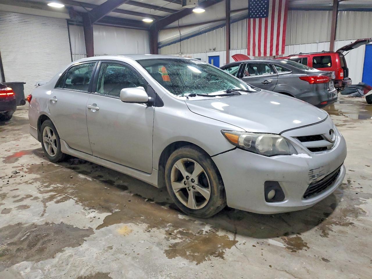 2013 TOYOTA COROLLA BASE photo 4