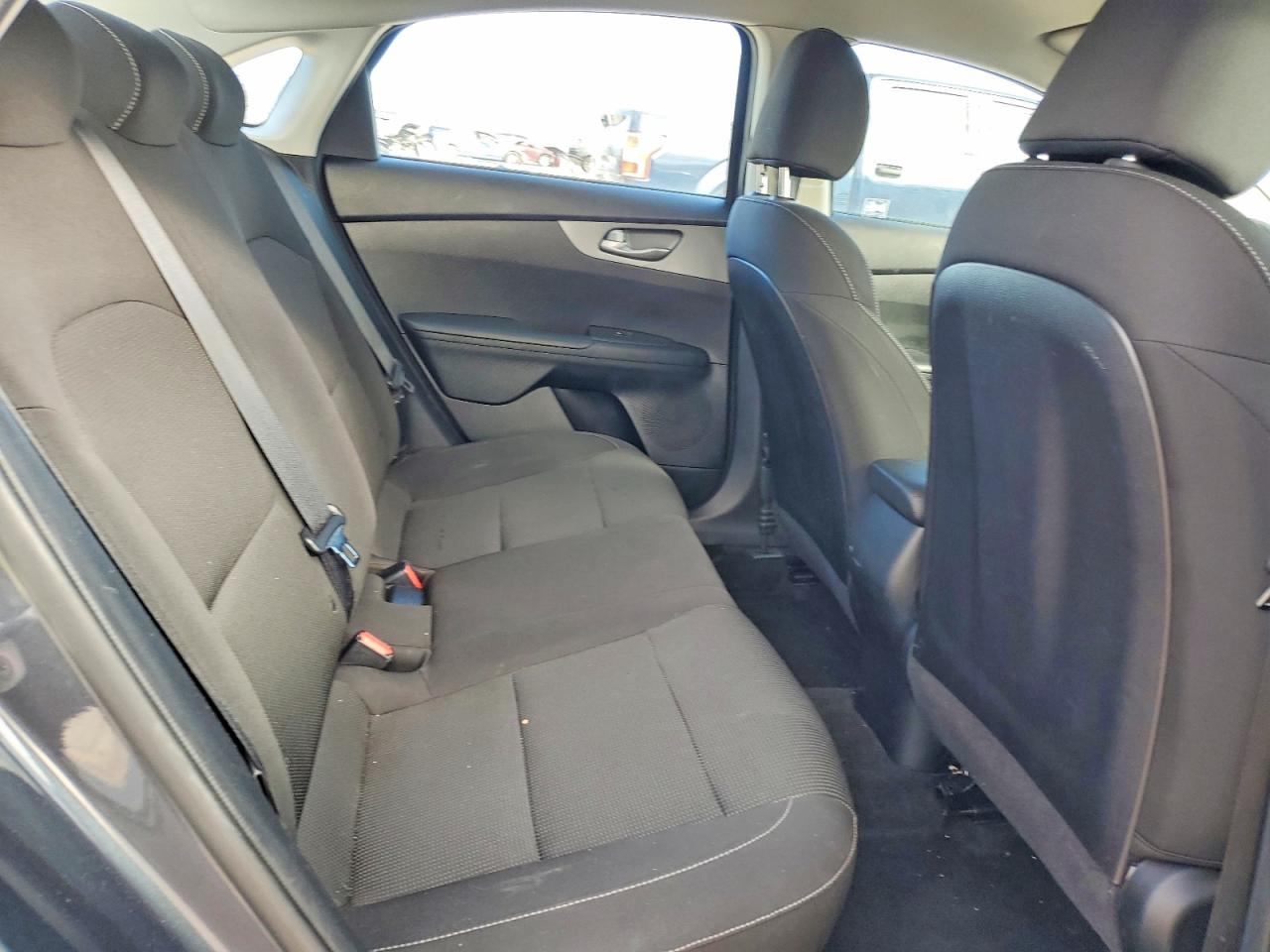 2019 KIA FORTE FE photo 10