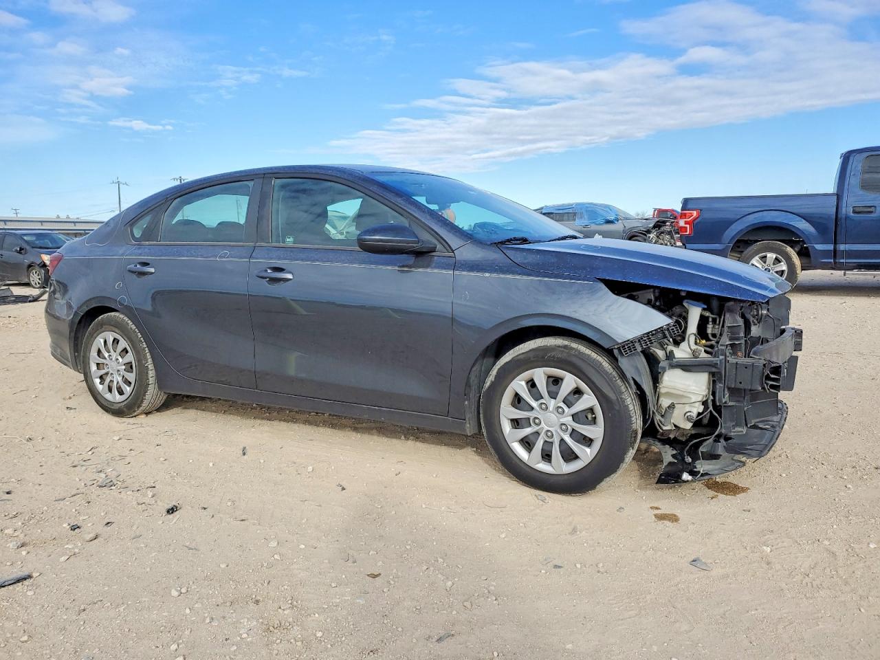 2019 KIA FORTE FE photo 4
