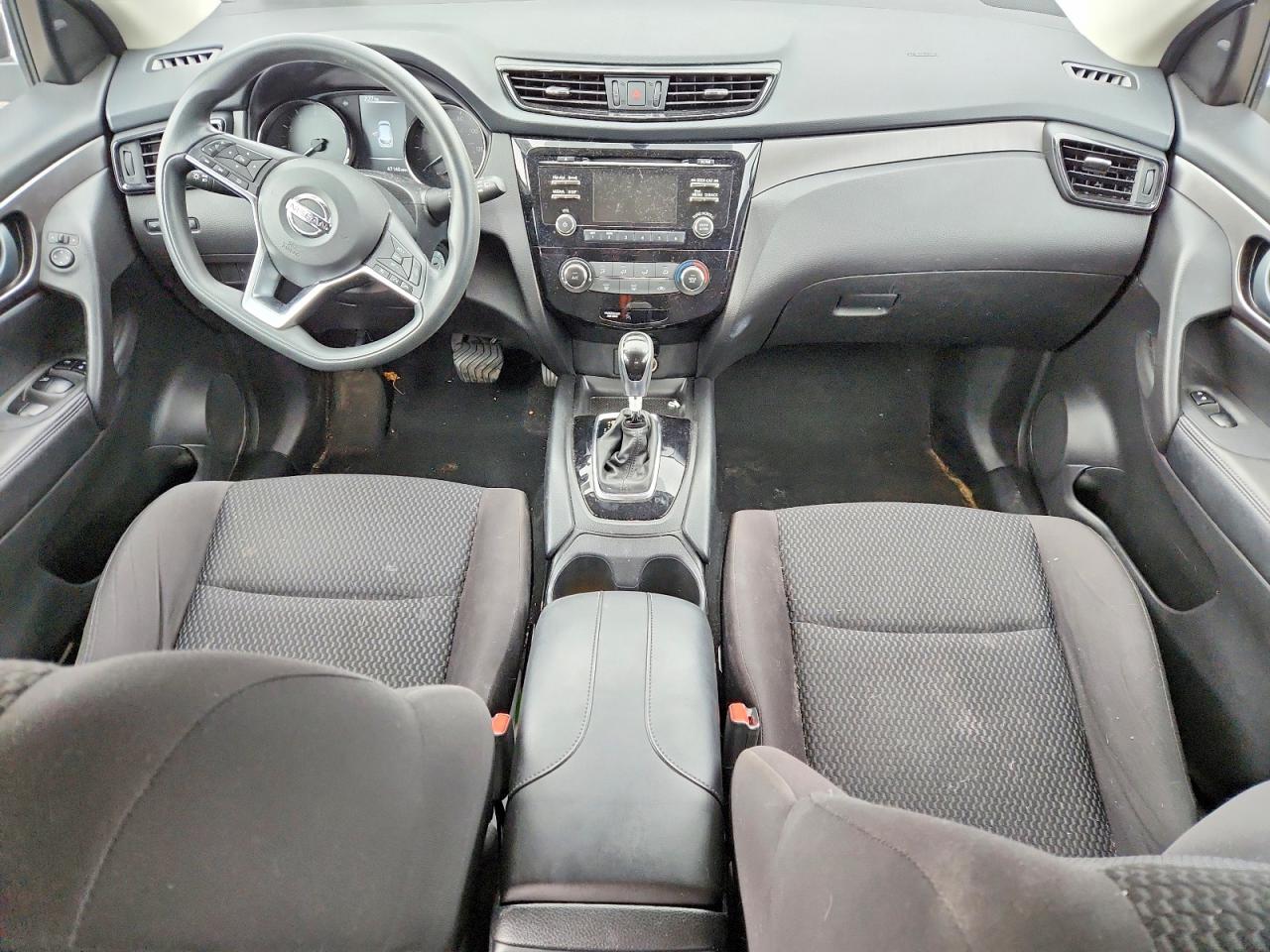 2018 NISSAN ROGUE SPORT S photo 8