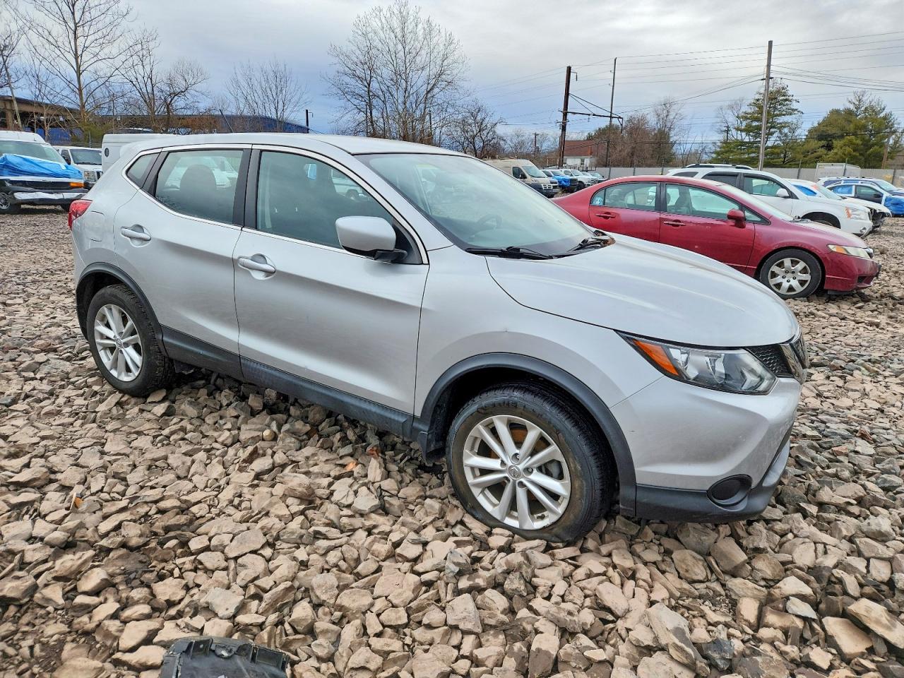 2018 NISSAN ROGUE SPORT S photo 4
