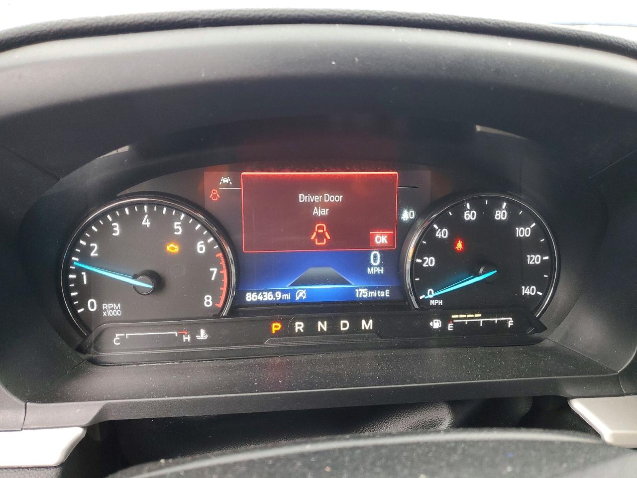 2020 FORD EXPLORER XLT photo 17