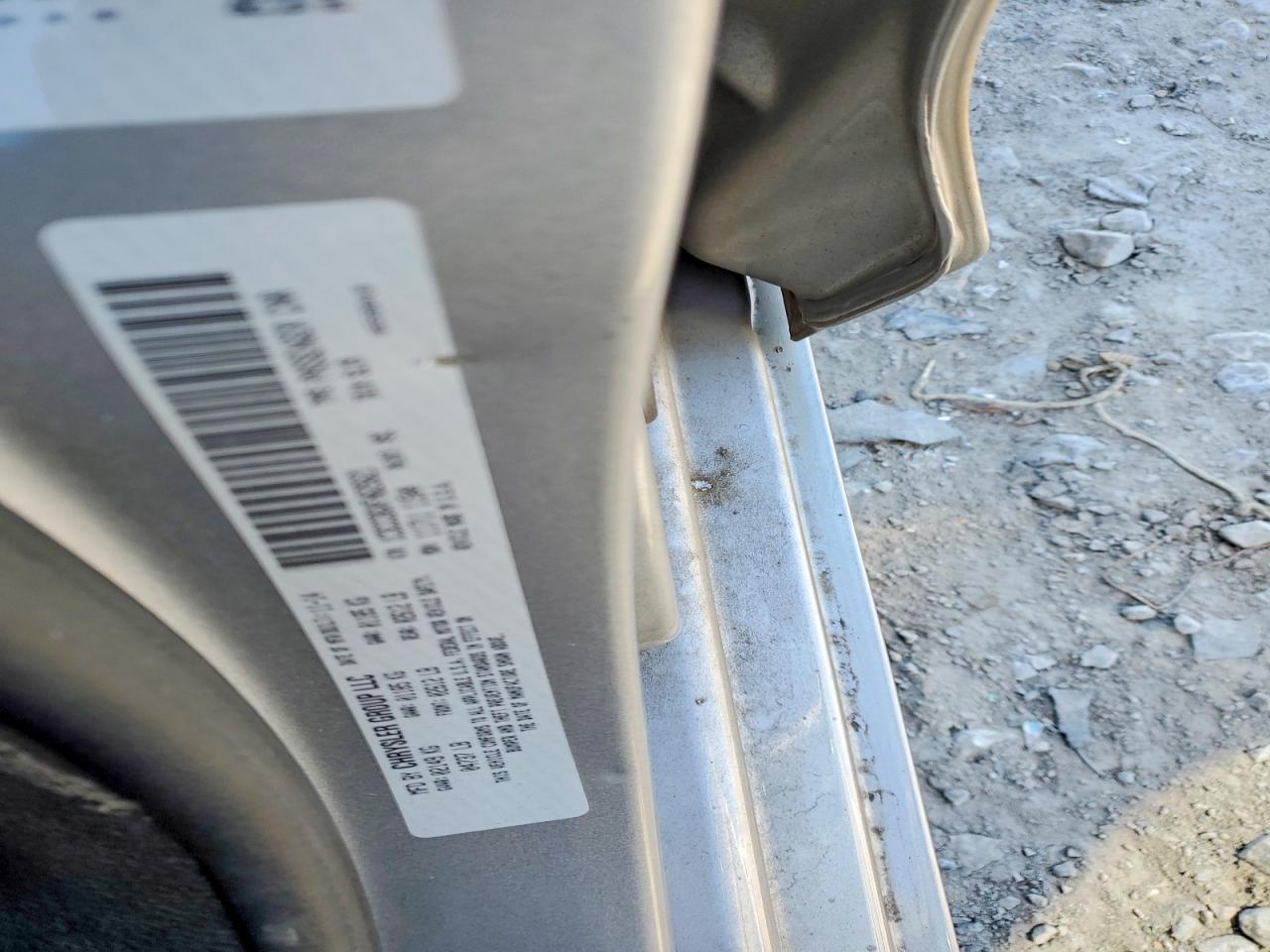 2015 CHRYSLER 200 S photo 12