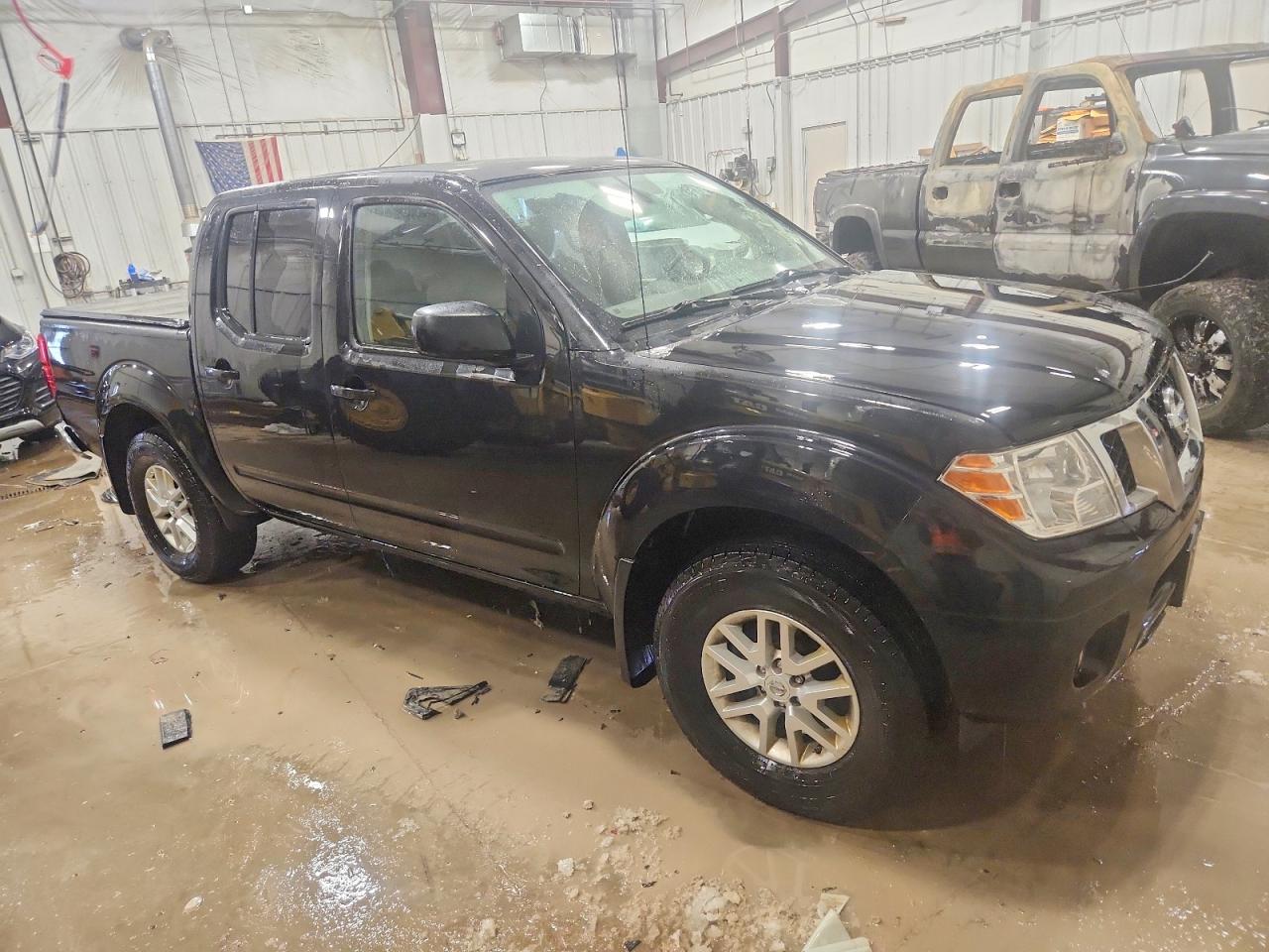 2019 NISSAN FRONTIER SV photo 4