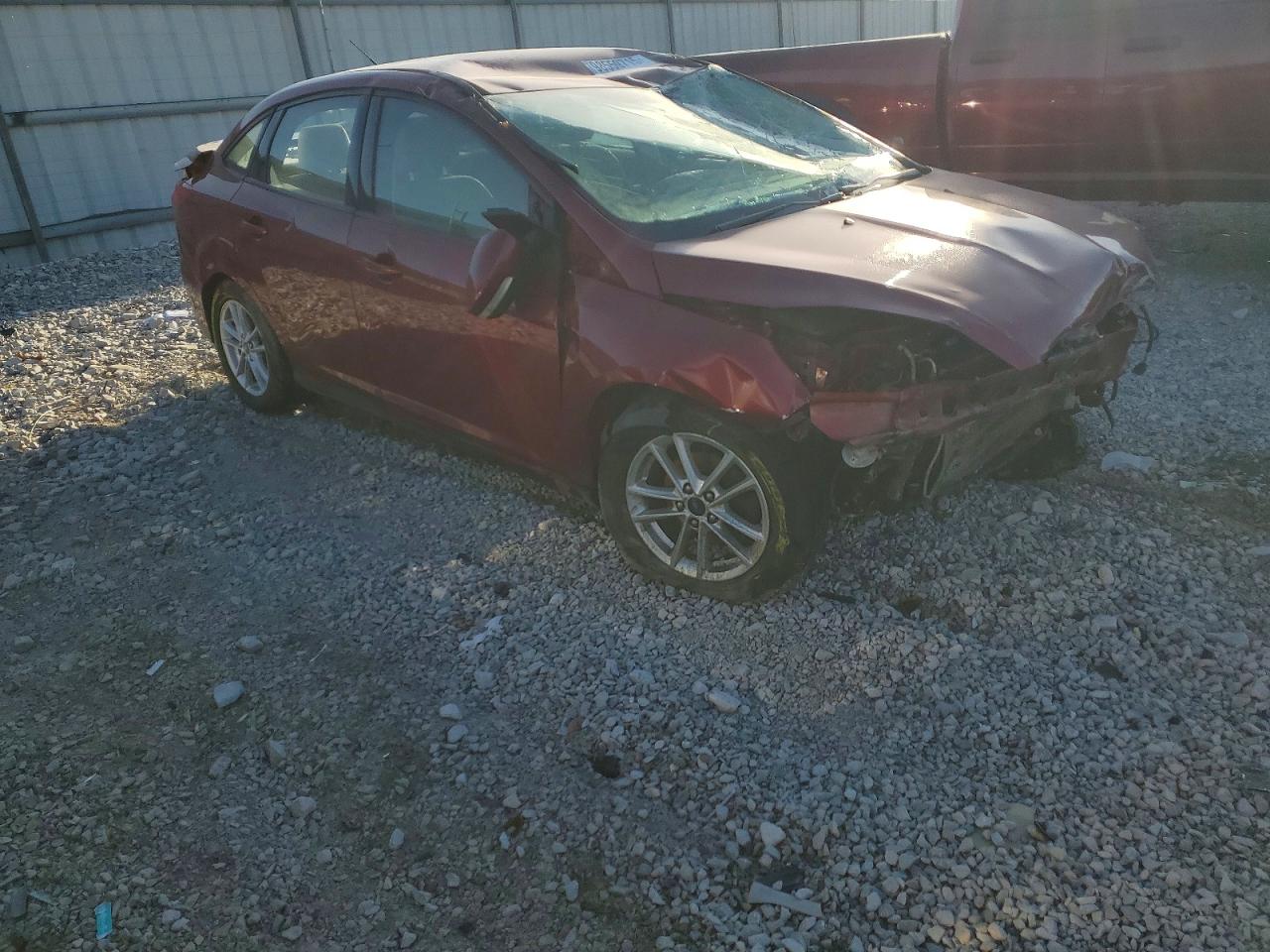 2015 FORD FOCUS SE photo 4