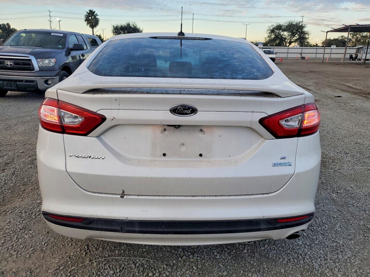2014 FORD FUSION SE photo 6