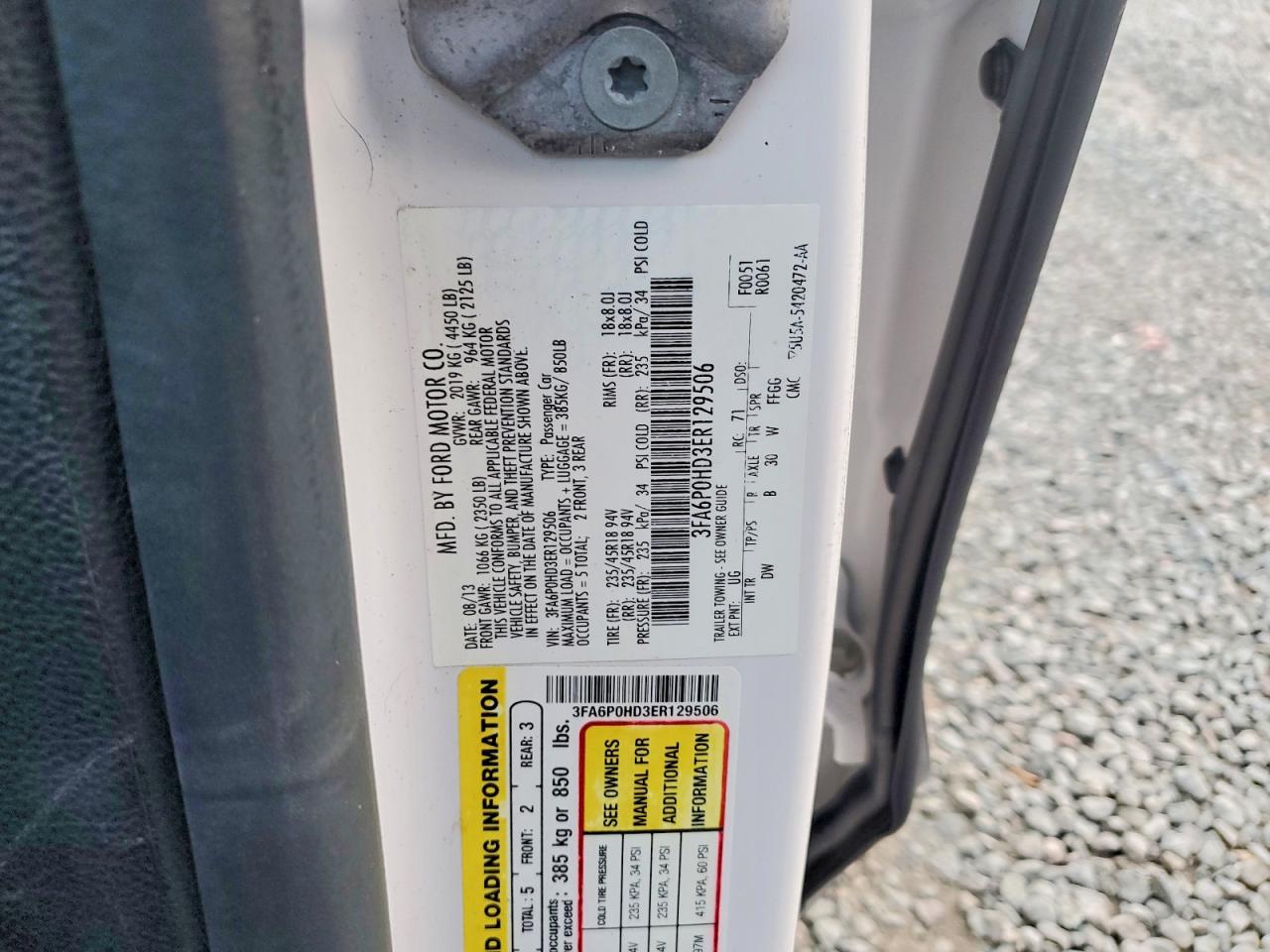 2014 FORD FUSION SE photo 12
