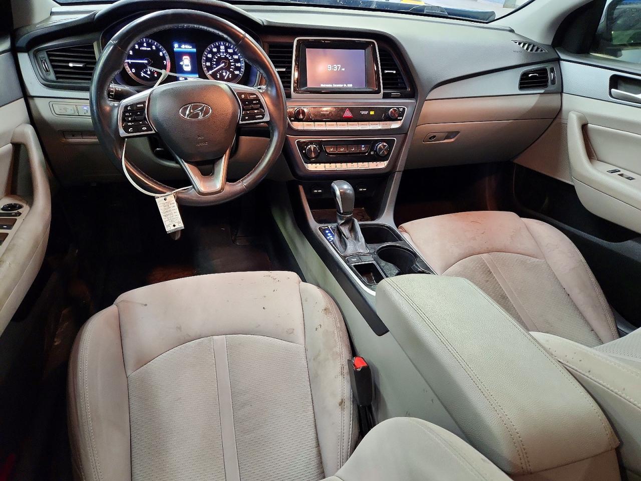 2018 HYUNDAI SONATA SPORT photo 8