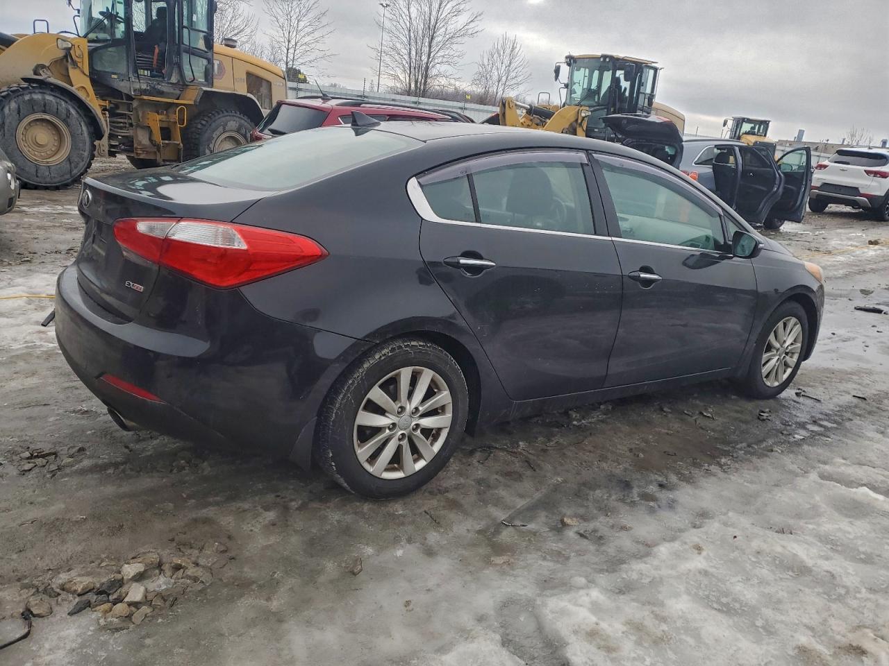 2015 KIA FORTE EX photo 3