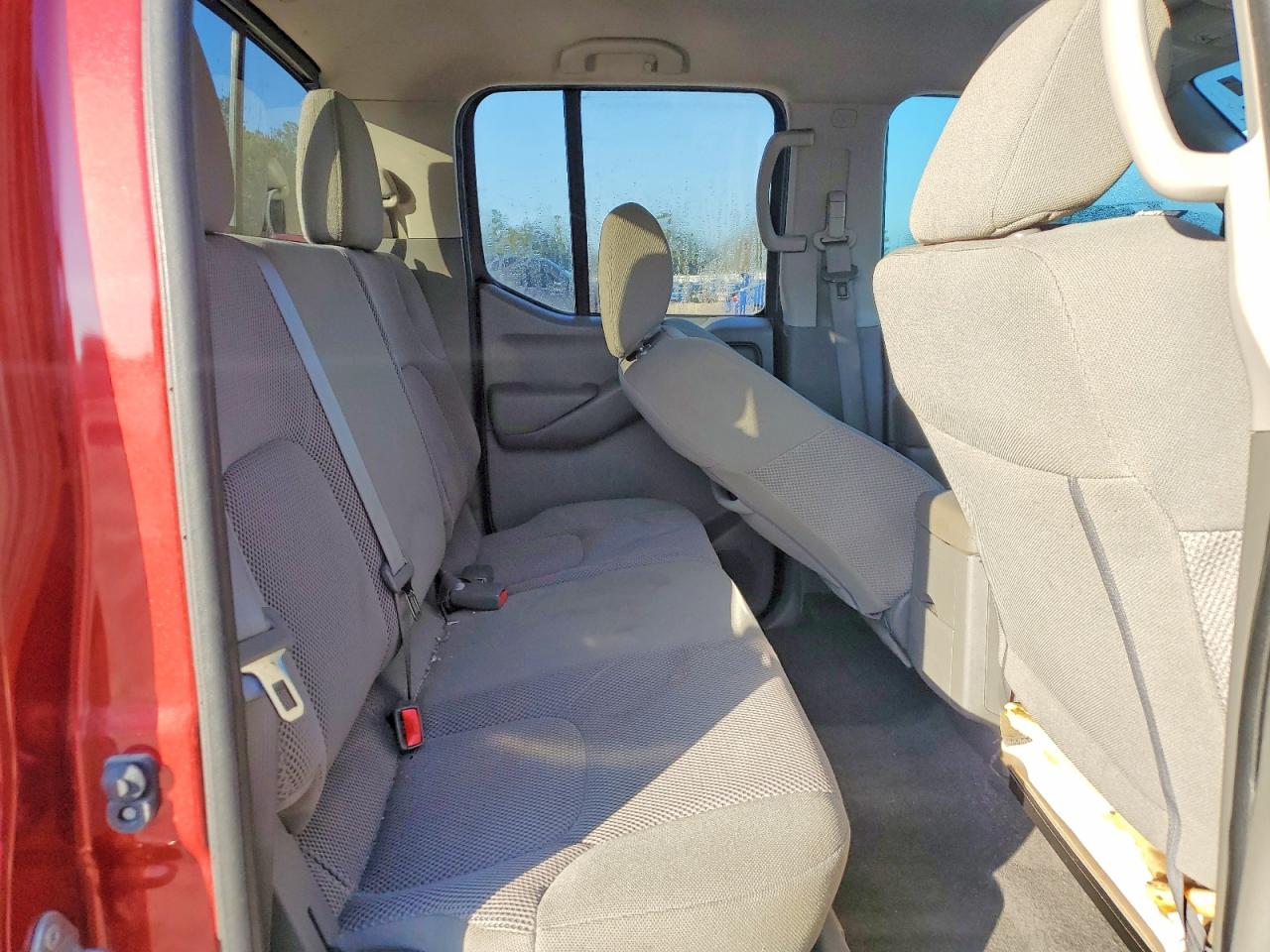 2019 NISSAN FRONTIER S photo 19