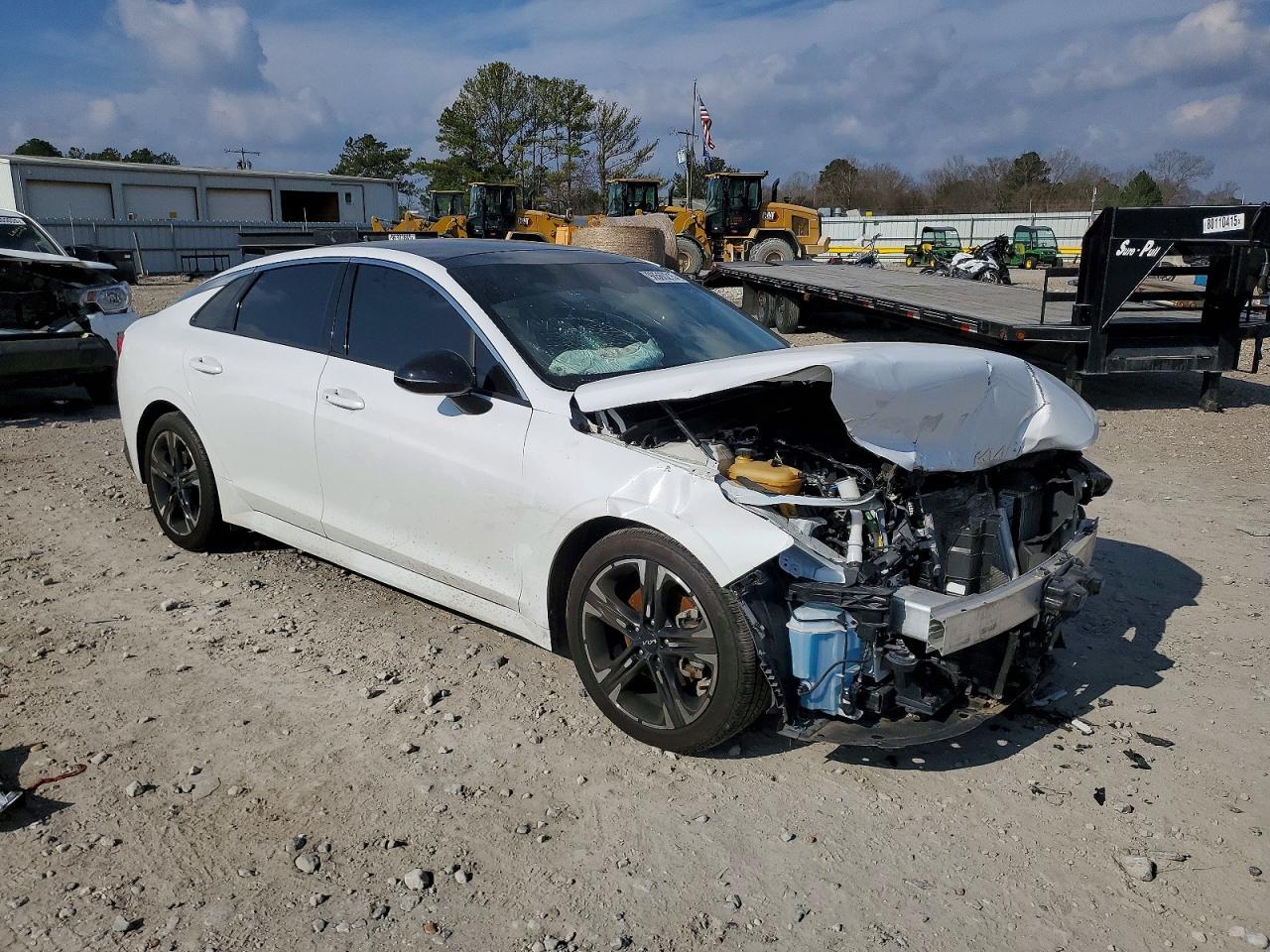 2023 KIA K5 GT LINE photo 4