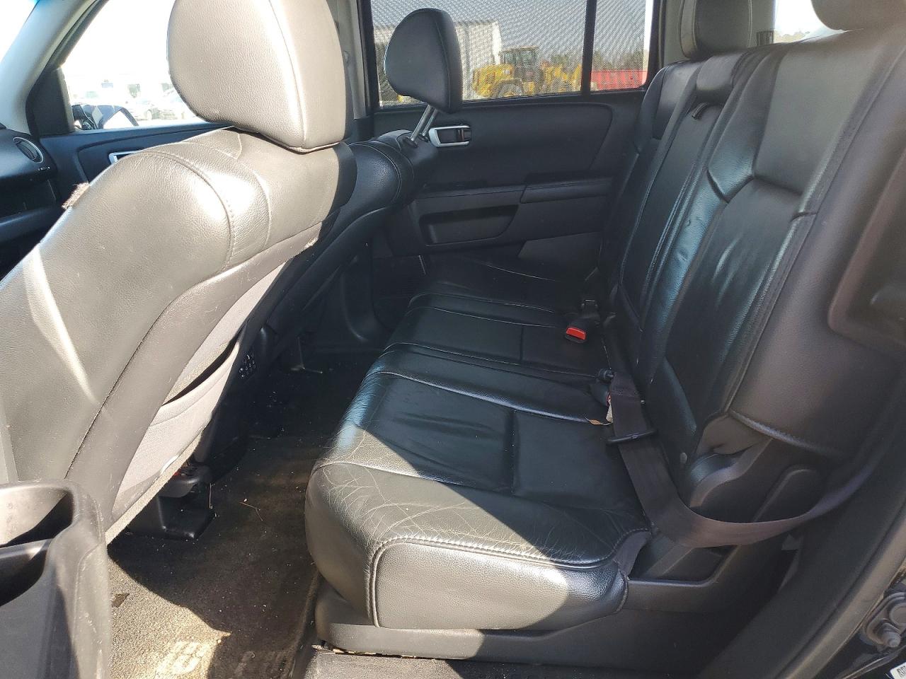 2015 HONDA PILOT TOURING photo 41