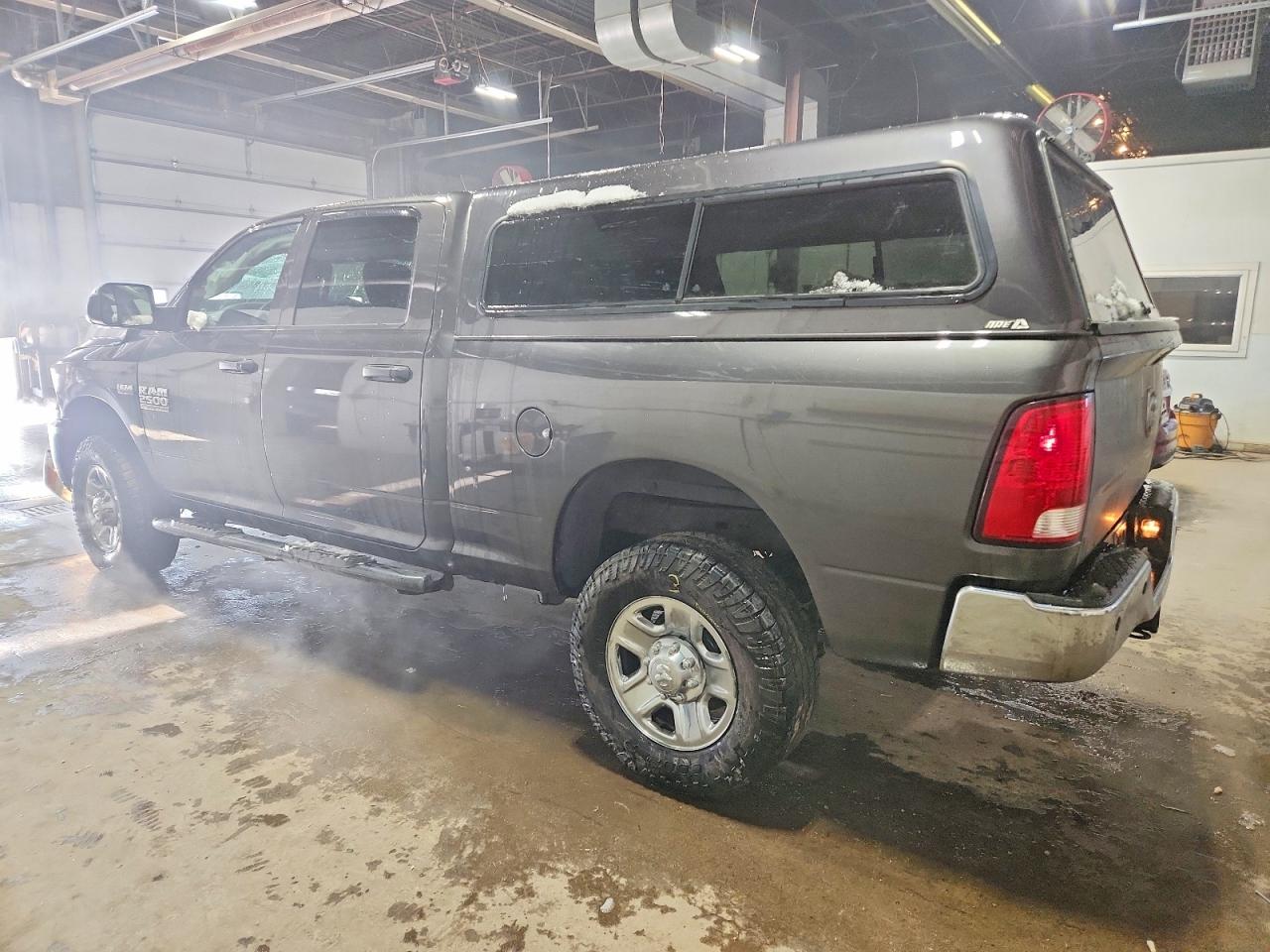 2017 RAM 2500 ST photo 3