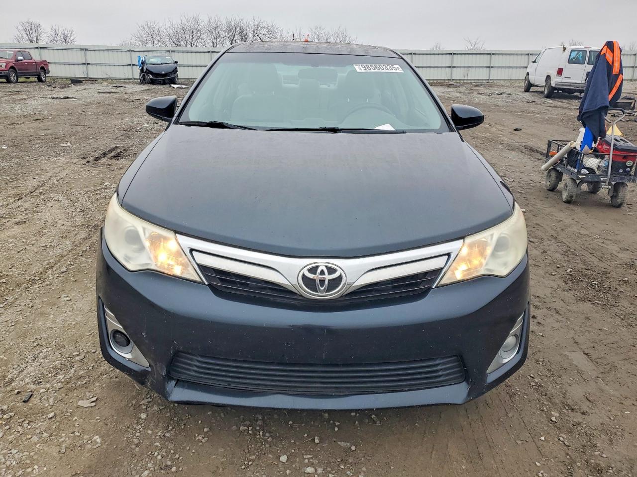 2014 TOYOTA CAMRY L photo 5