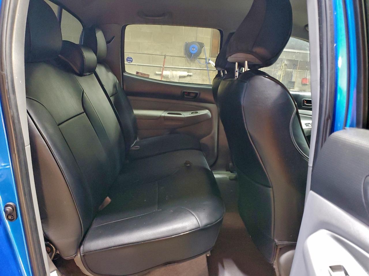 2009 TOYOTA TACOMA DOUBLE CAB photo 11