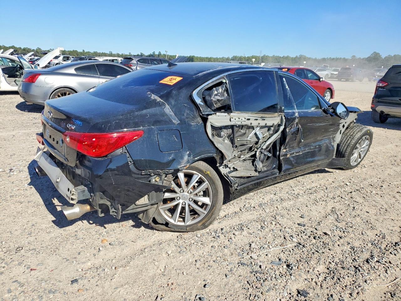 2015 INFINITI Q50 BASE photo 3
