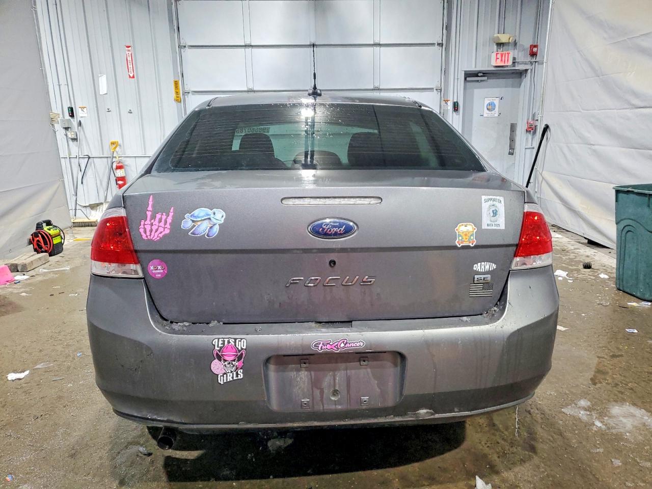 2009 FORD FOCUS SE photo 6