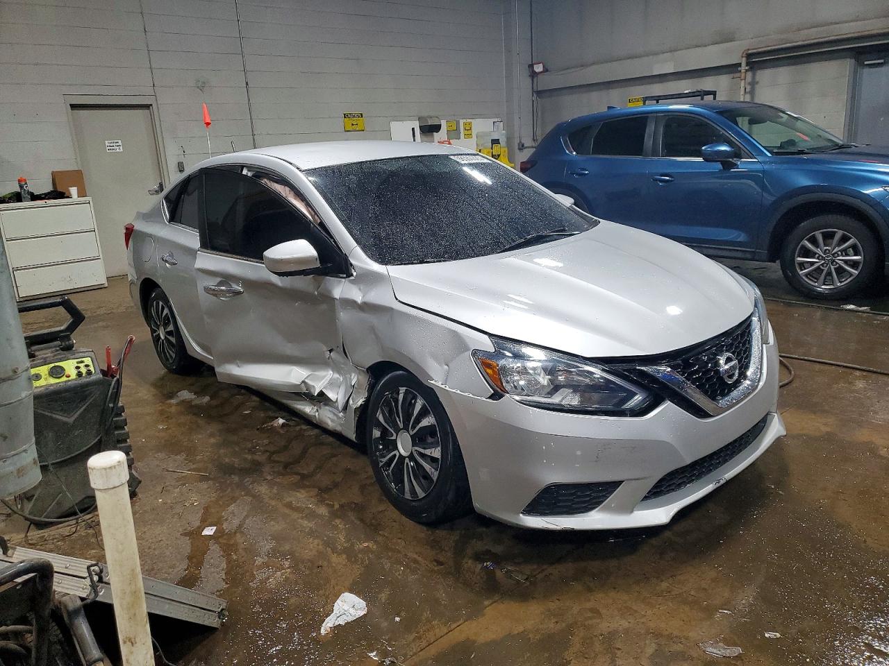 2018 NISSAN SENTRA S photo 4