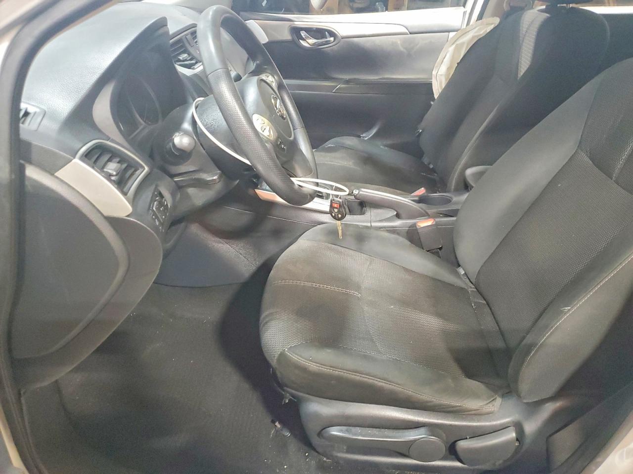 2018 NISSAN SENTRA S photo 7