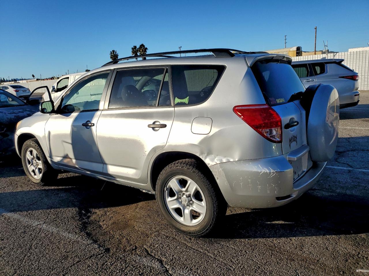 2008 TOYOTA RAV4 photo 2