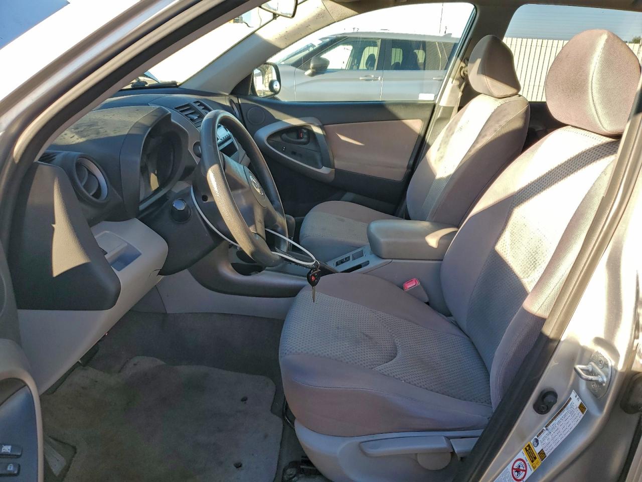 2008 TOYOTA RAV4 photo 7
