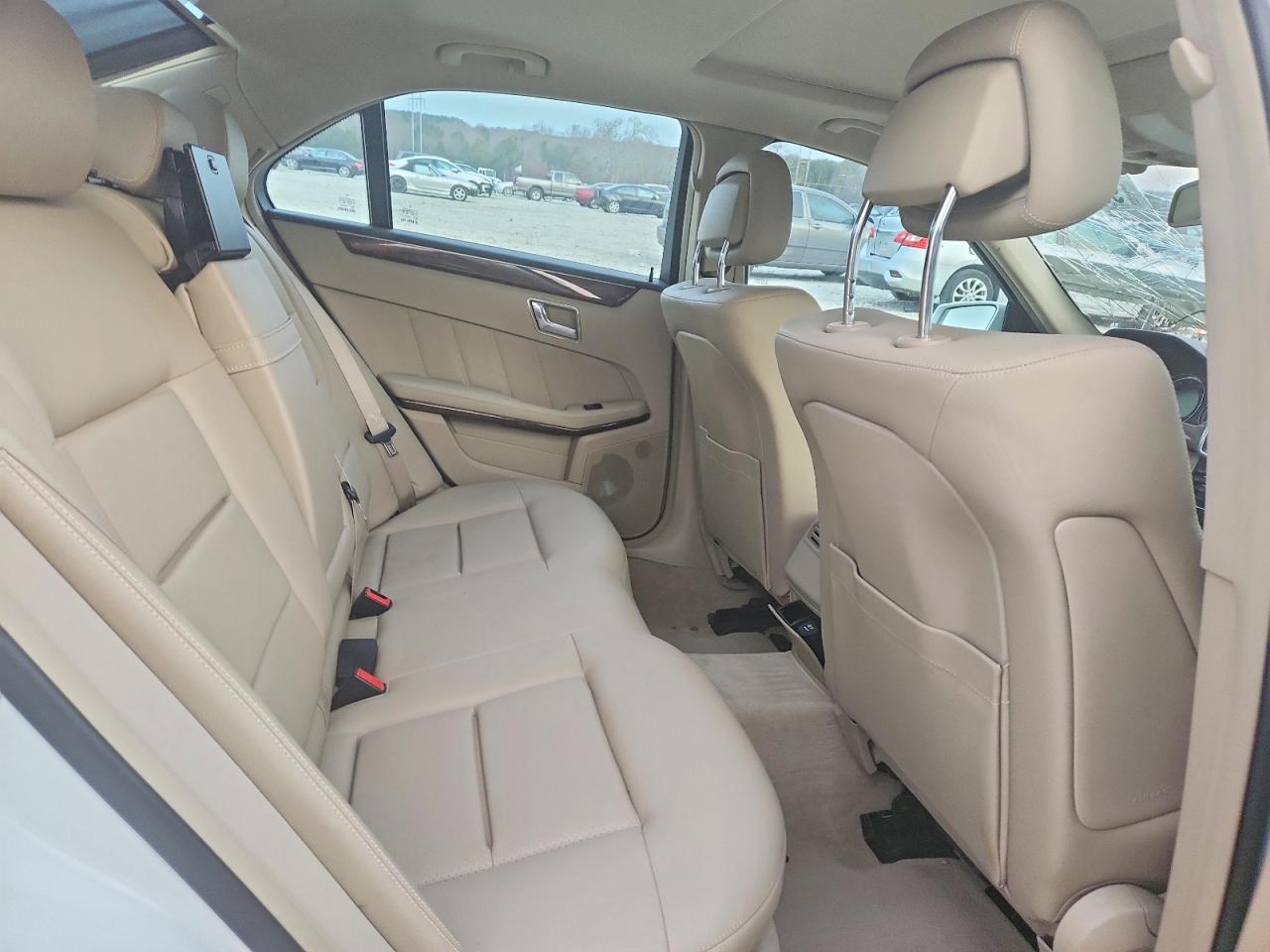 2011 MERCEDES-BENZ E 350 photo 10