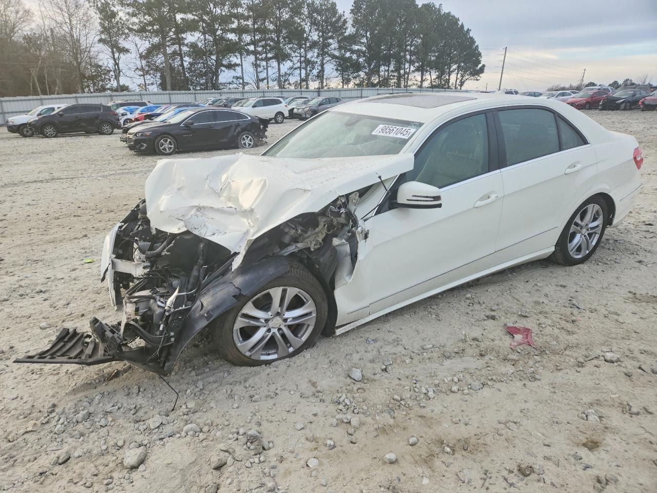 2011 MERCEDES-BENZ E