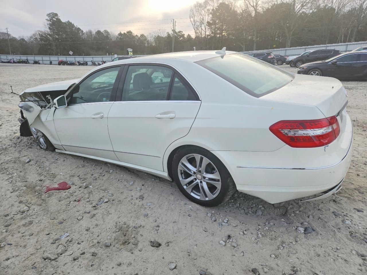 2011 MERCEDES-BENZ E 350 photo 2
