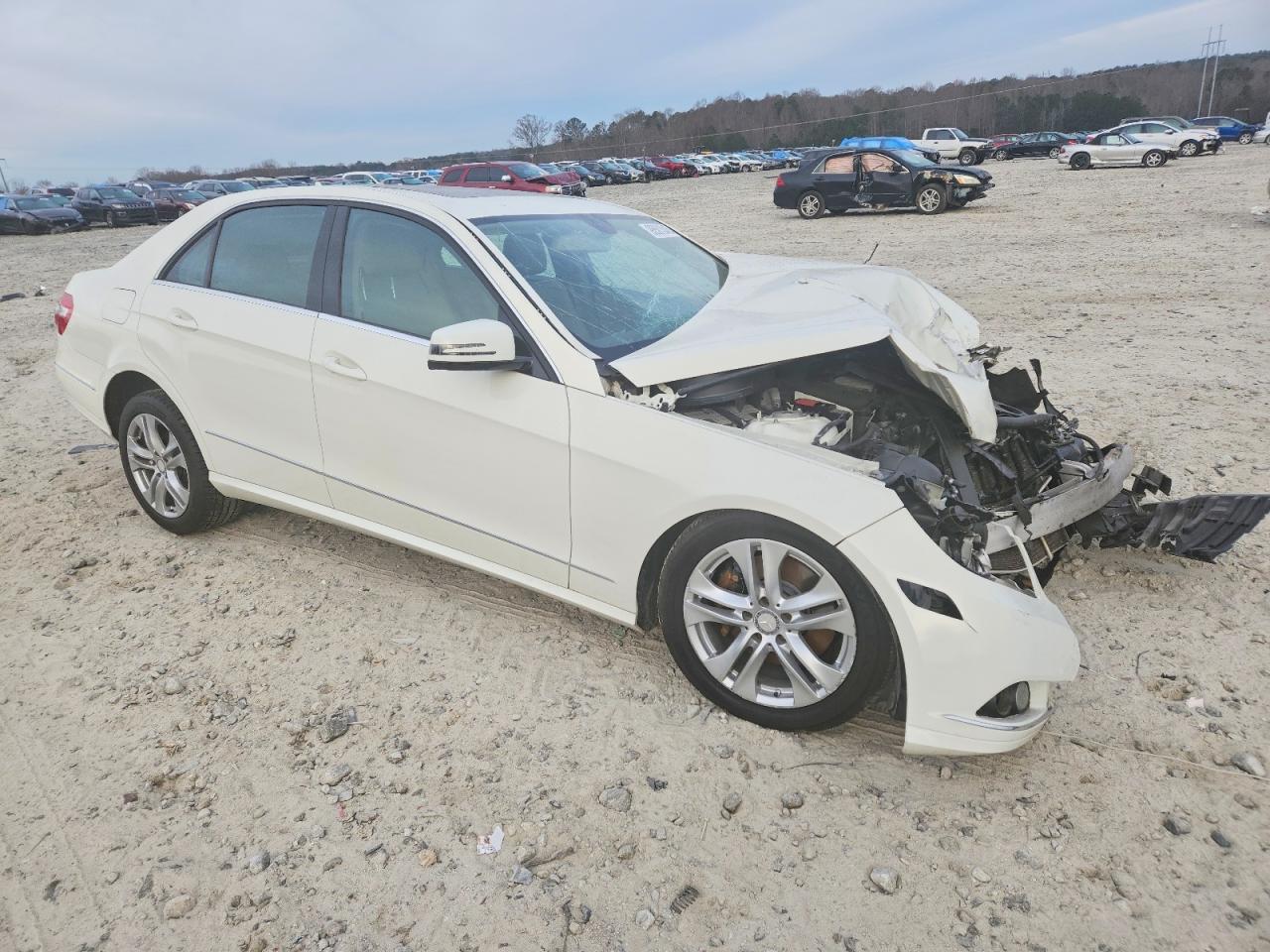 2011 MERCEDES-BENZ E 350 photo 4