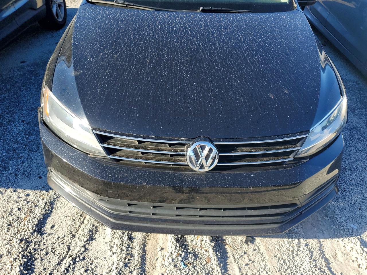2015 VOLKSWAGEN JETTA BASE photo 11