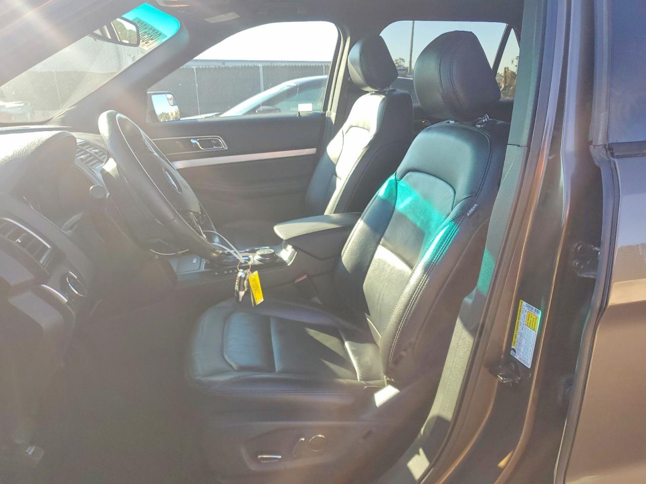 2016 FORD EXPLORER XLT photo 7