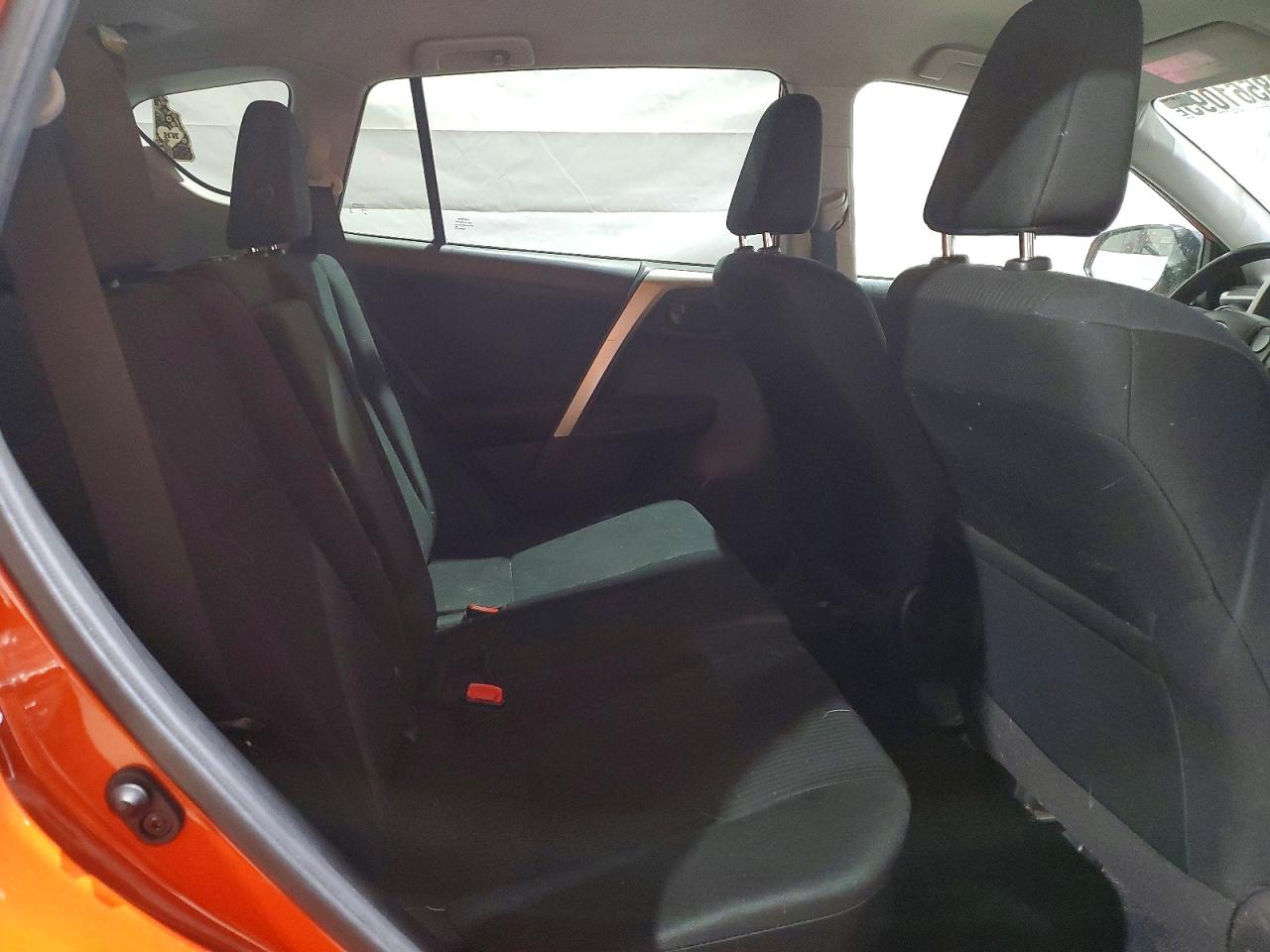 2015 TOYOTA RAV4 LE photo 11
