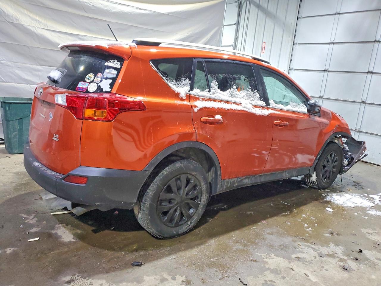 2015 TOYOTA RAV4 LE photo 3