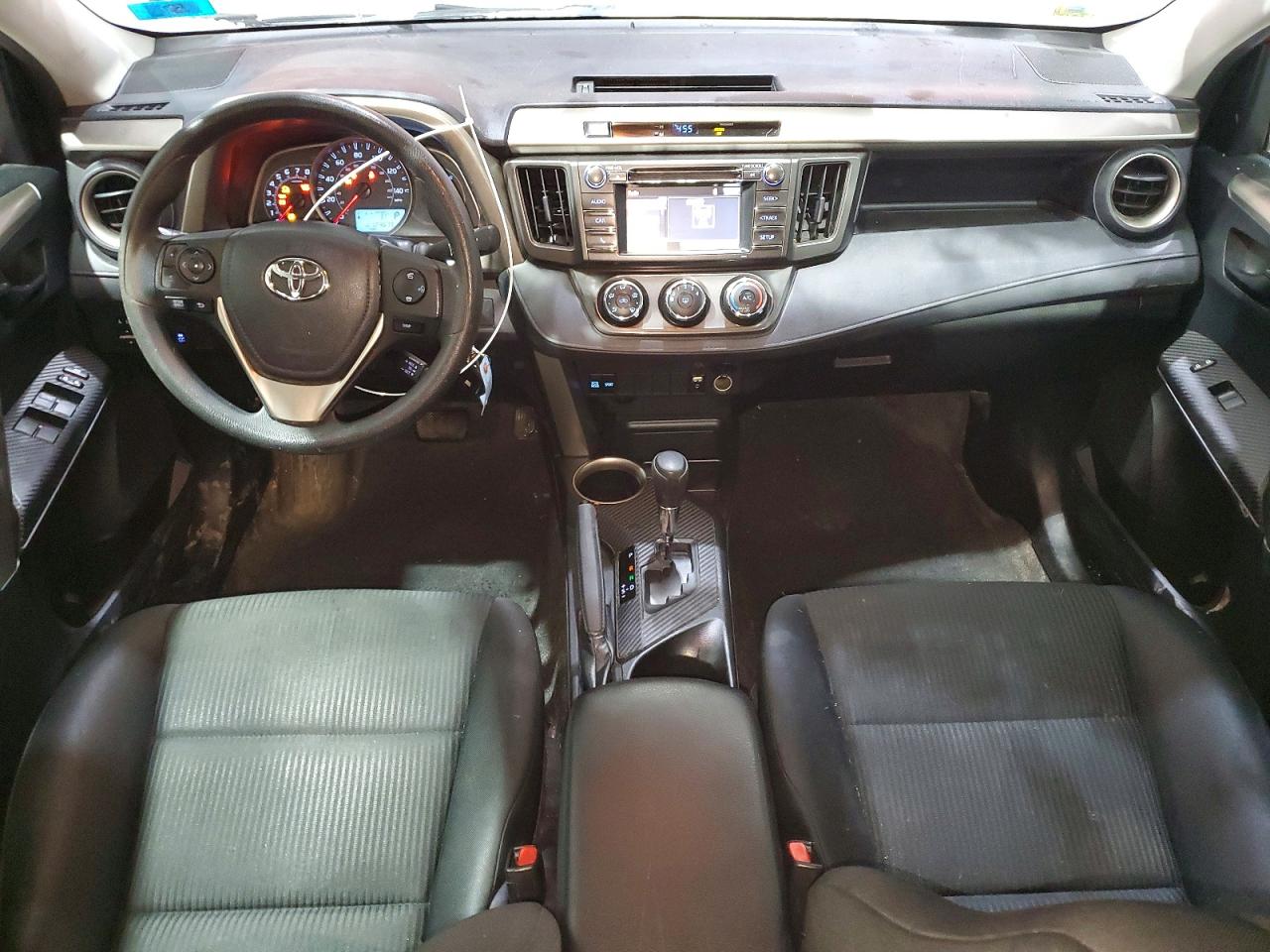 2015 TOYOTA RAV4 LE photo 8