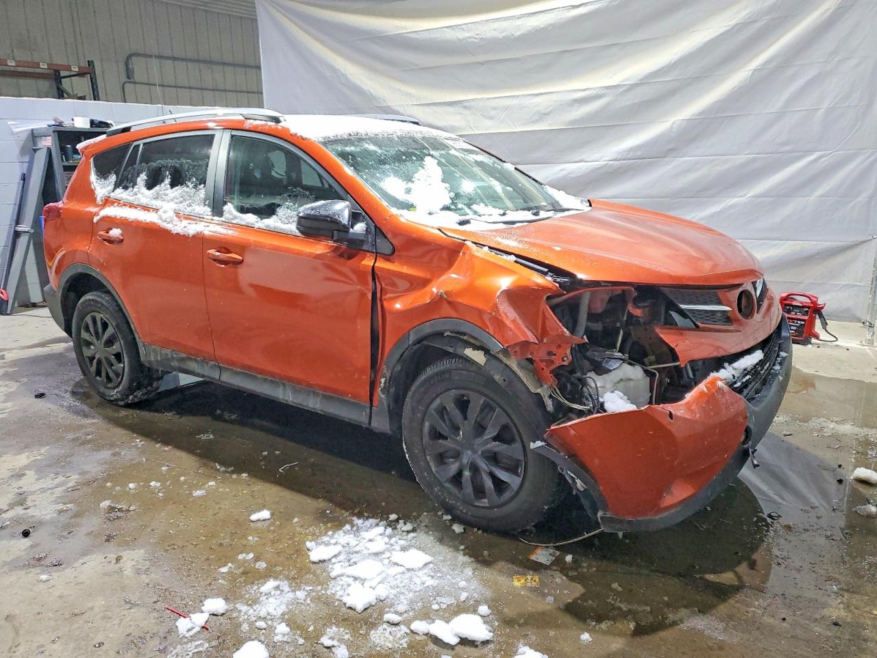2015 TOYOTA RAV4 LE photo 4