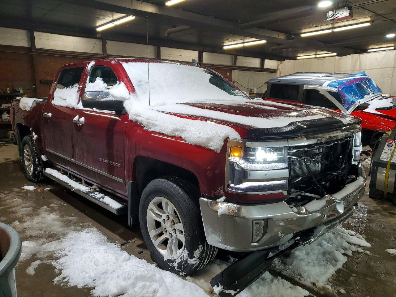 2017 CHEVROLET SILVERADO K1500 LTZ photo 4