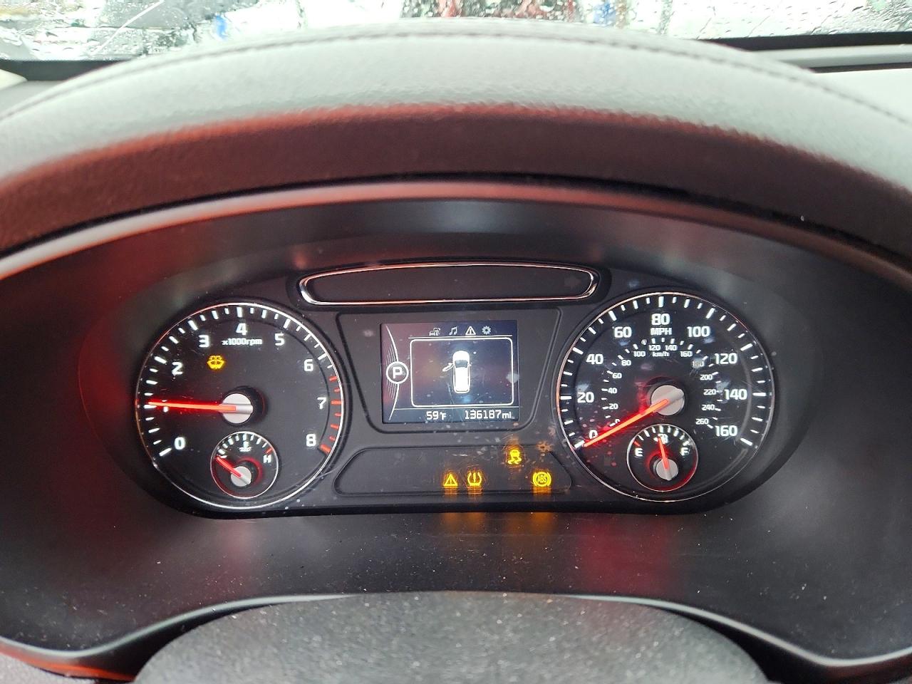 2017 KIA SORENTO LX photo 9