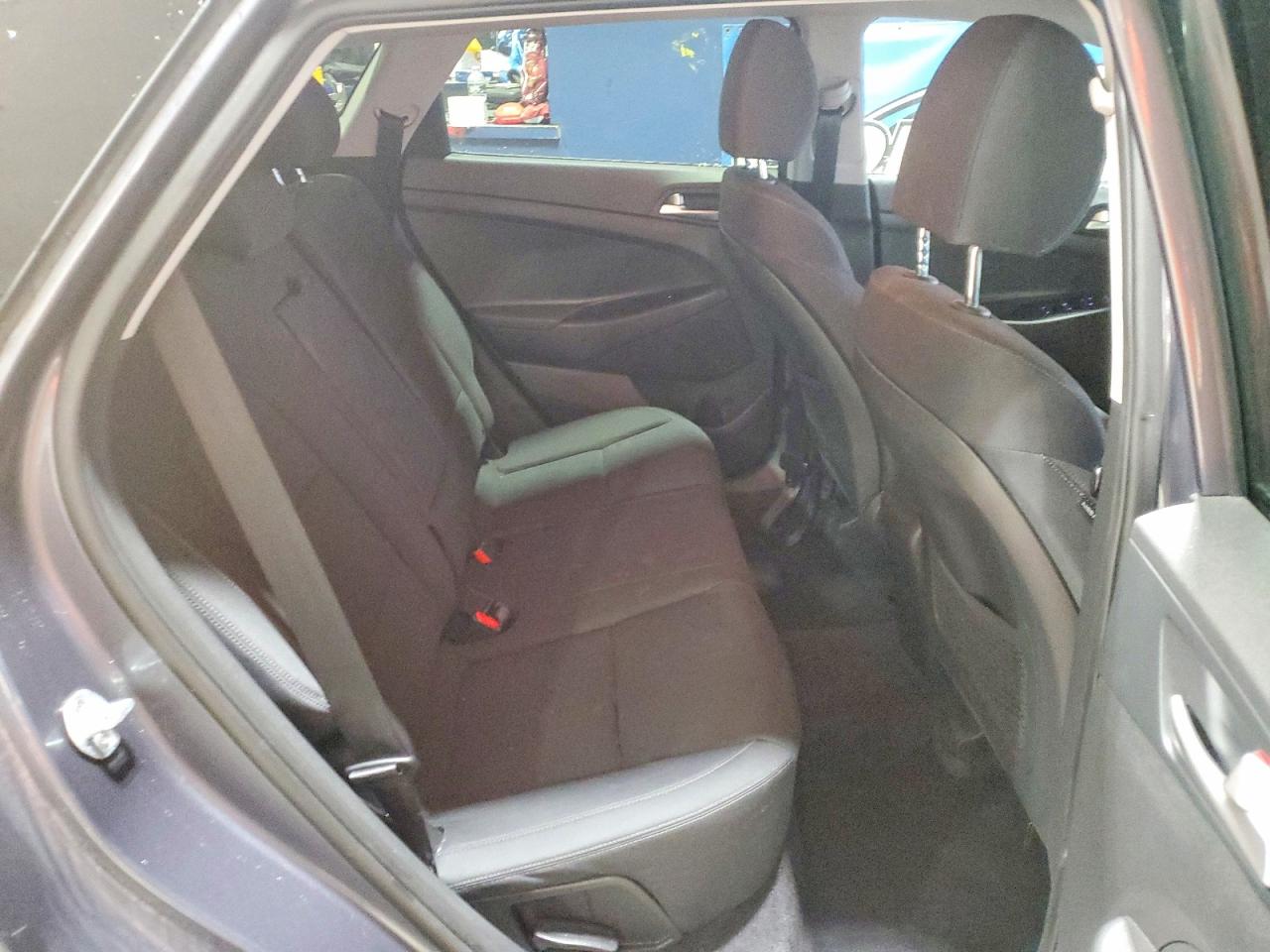 2019 HYUNDAI TUCSON SE photo 11