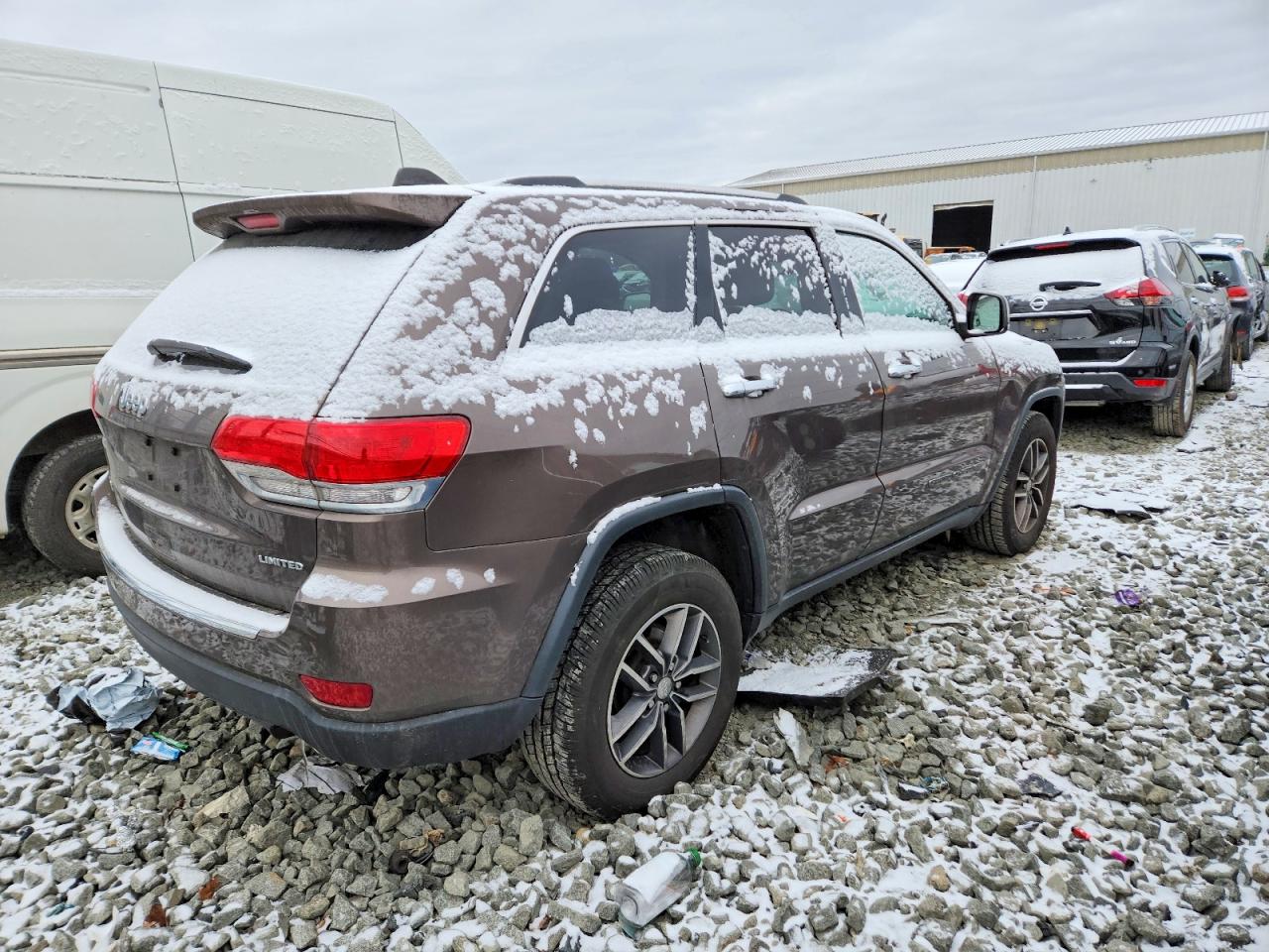 2018 JEEP GRAND CHEROKEE LIMITED photo 3