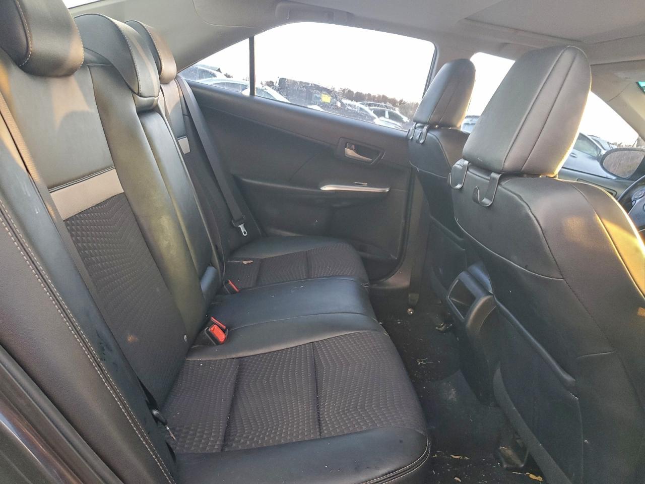 2012 TOYOTA CAMRY BASE photo 19