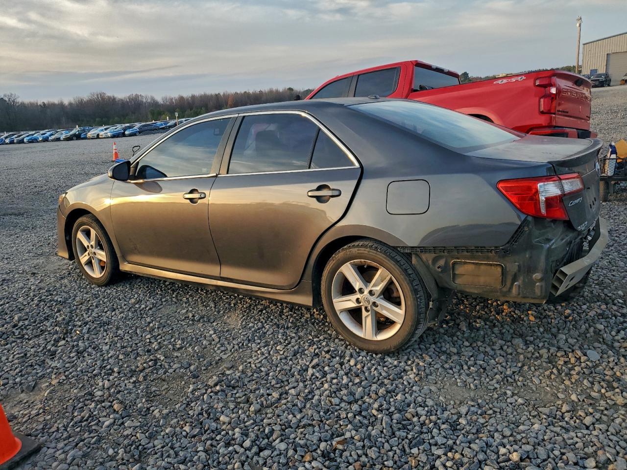 2012 TOYOTA CAMRY BASE photo 3