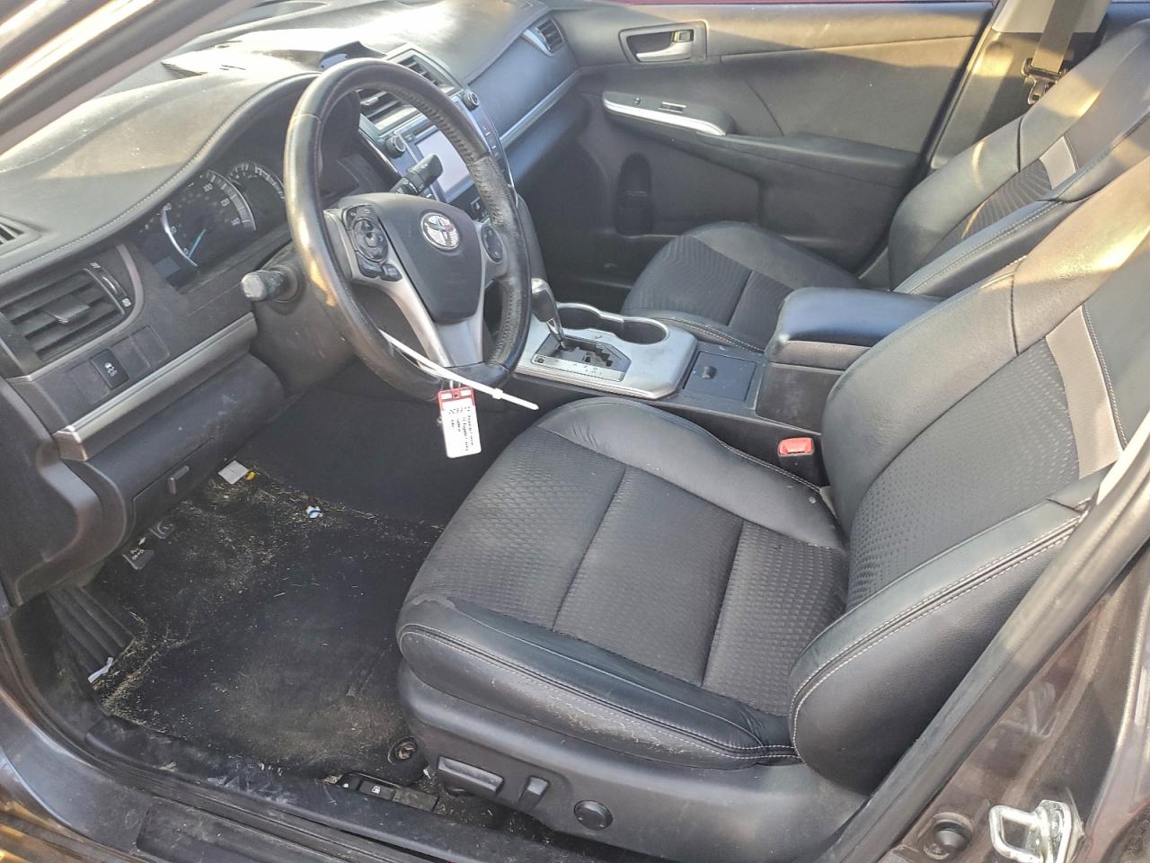 2012 TOYOTA CAMRY BASE photo 13