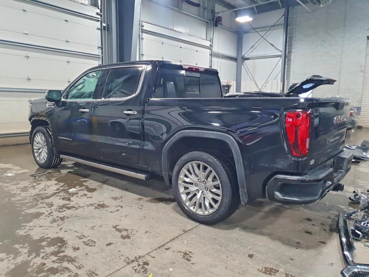 2019 GMC SIERRA K1500 DENALI photo 2