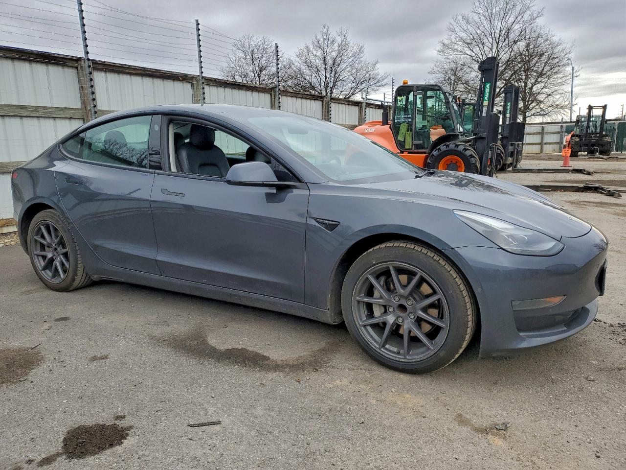 2022 TESLA MODEL 3 photo 4