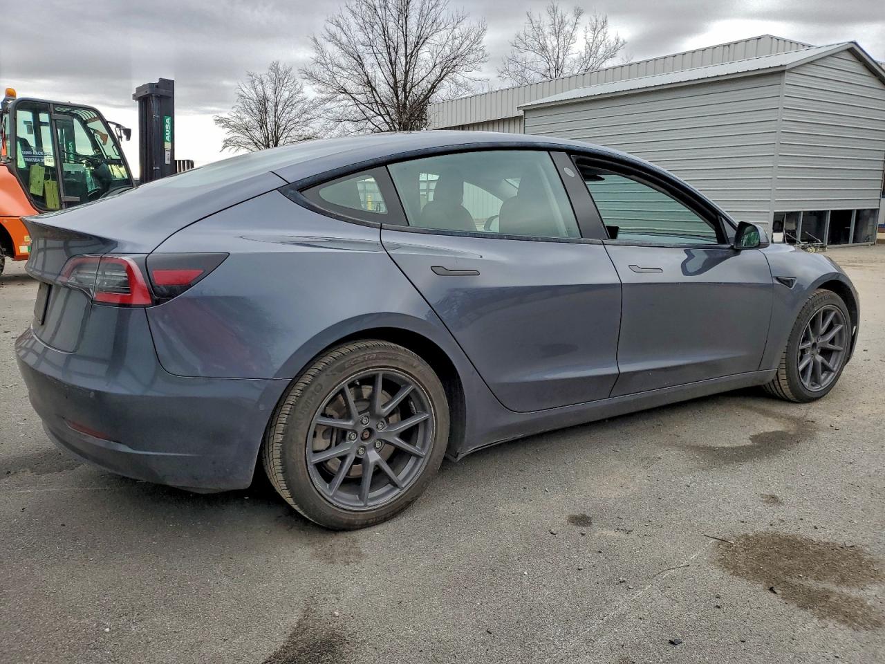 2022 TESLA MODEL 3 photo 3