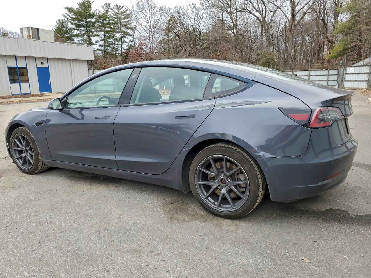 2022 TESLA MODEL 3 photo 2