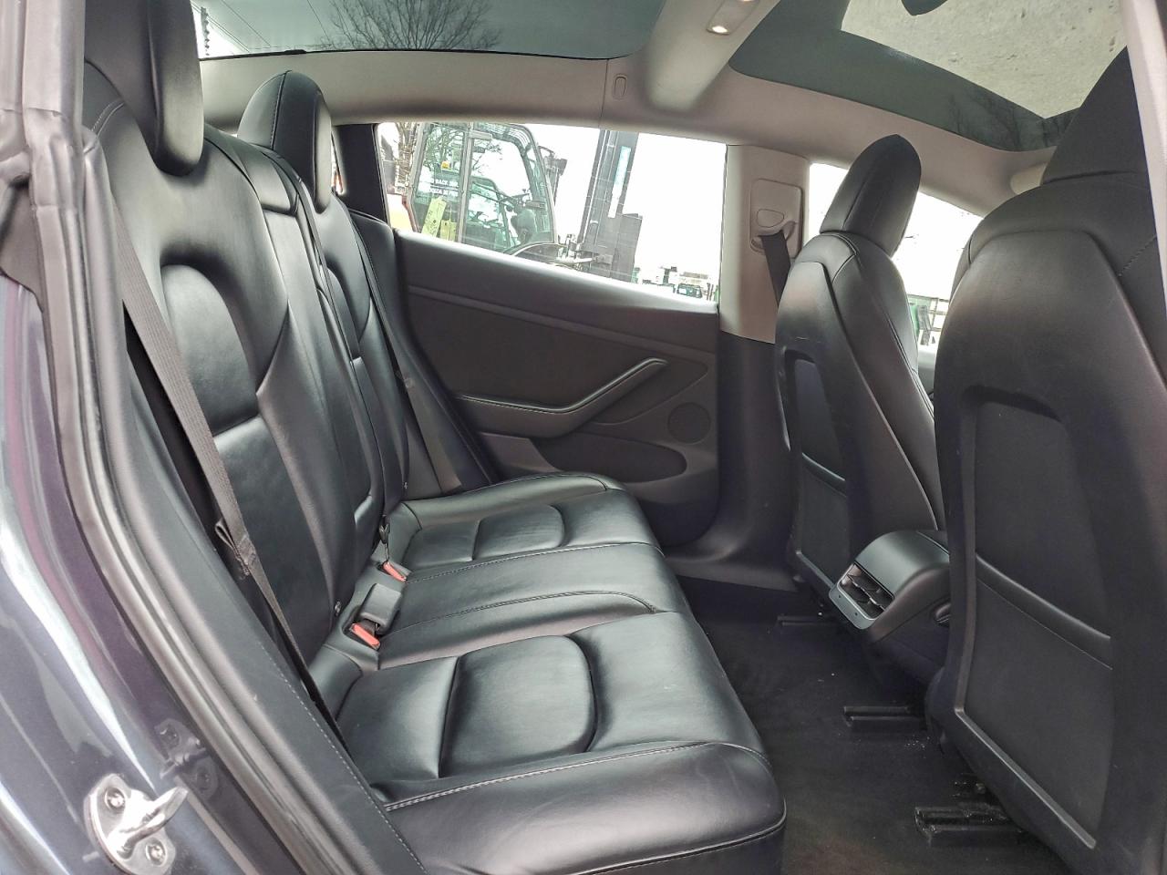 2022 TESLA MODEL 3 photo 10