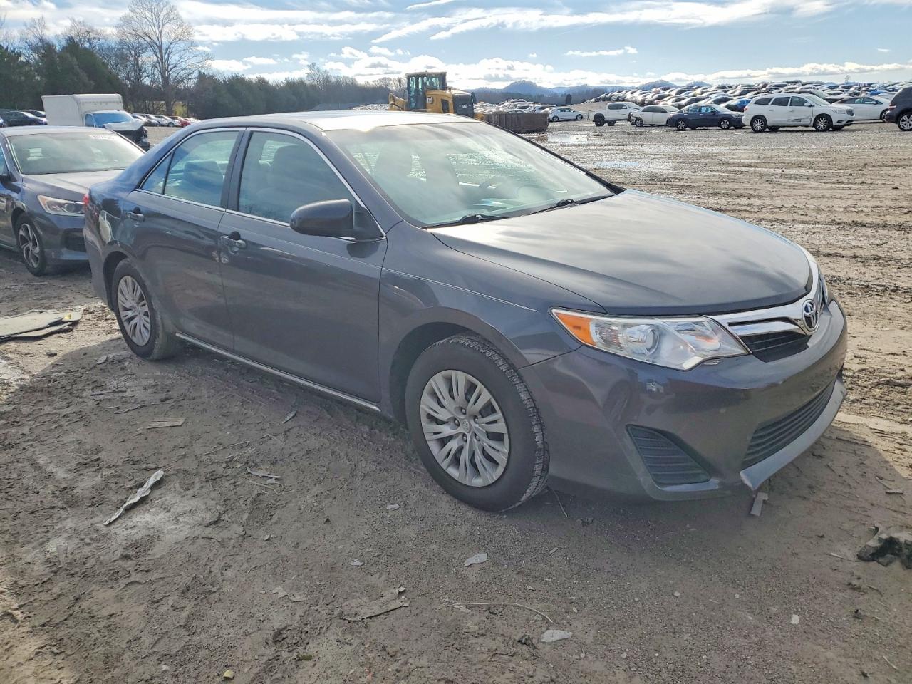 2012 TOYOTA CAMRY BASE photo 4