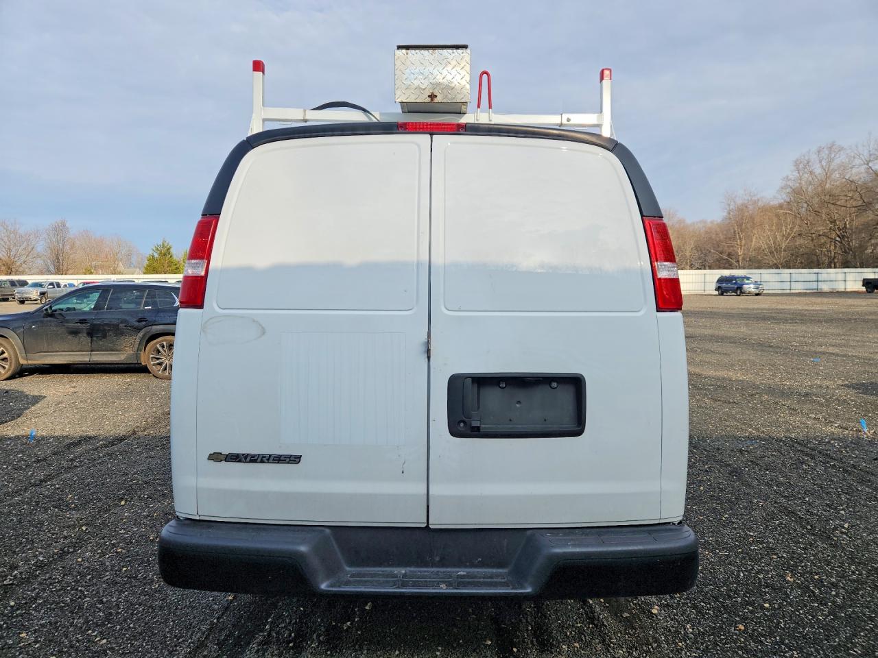 2025 CHEVROLET EXPRESS G3500 UTILITY / SERVICE VAN photo 6
