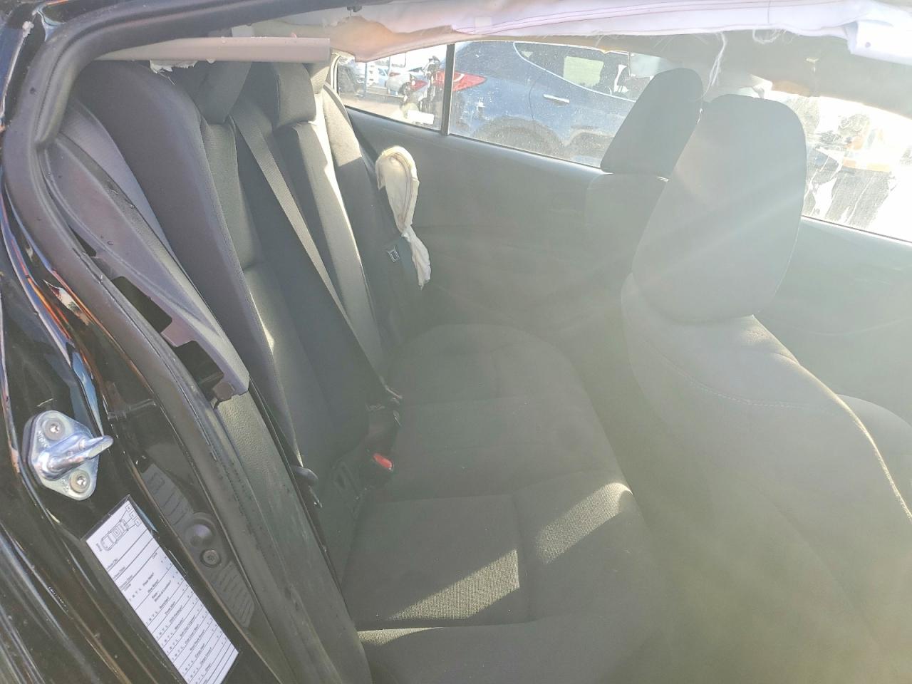 2025 TOYOTA COROLLA LE photo 19